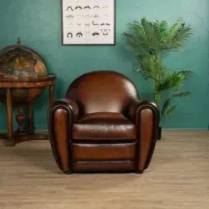 Cabaret club chair Shaded chocolate (leather armchair) in situation