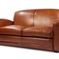 Havana Grand Carré 2 seater leather club sofa in 3/4 view